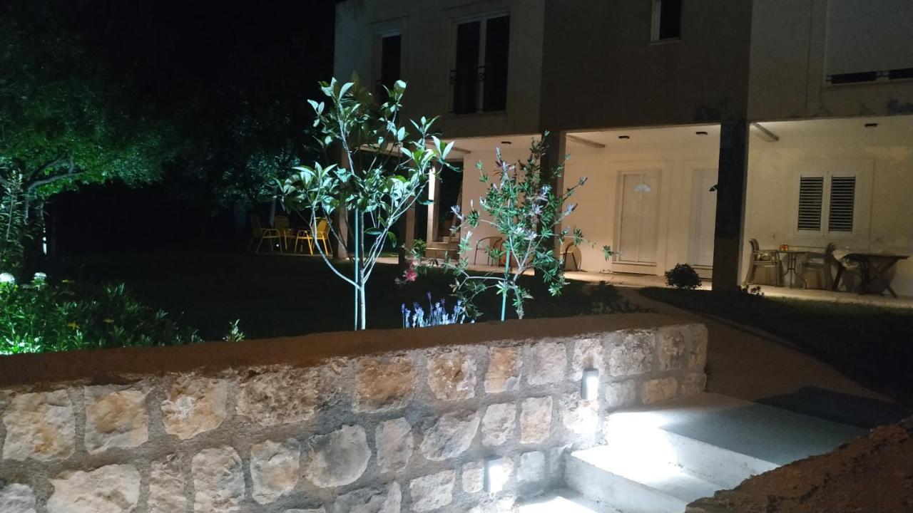 Apartments Grgurevic Kotor Eksteriør bilde